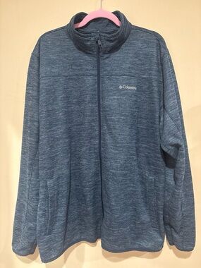 Columbia Heathered Navy Blue Pullover with White Logo